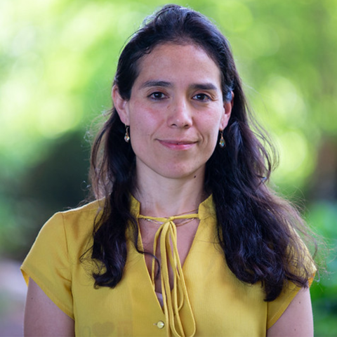 Headshot of Laura Cabrera